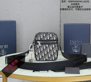 Makersluxe - DOR Women Bags - 679