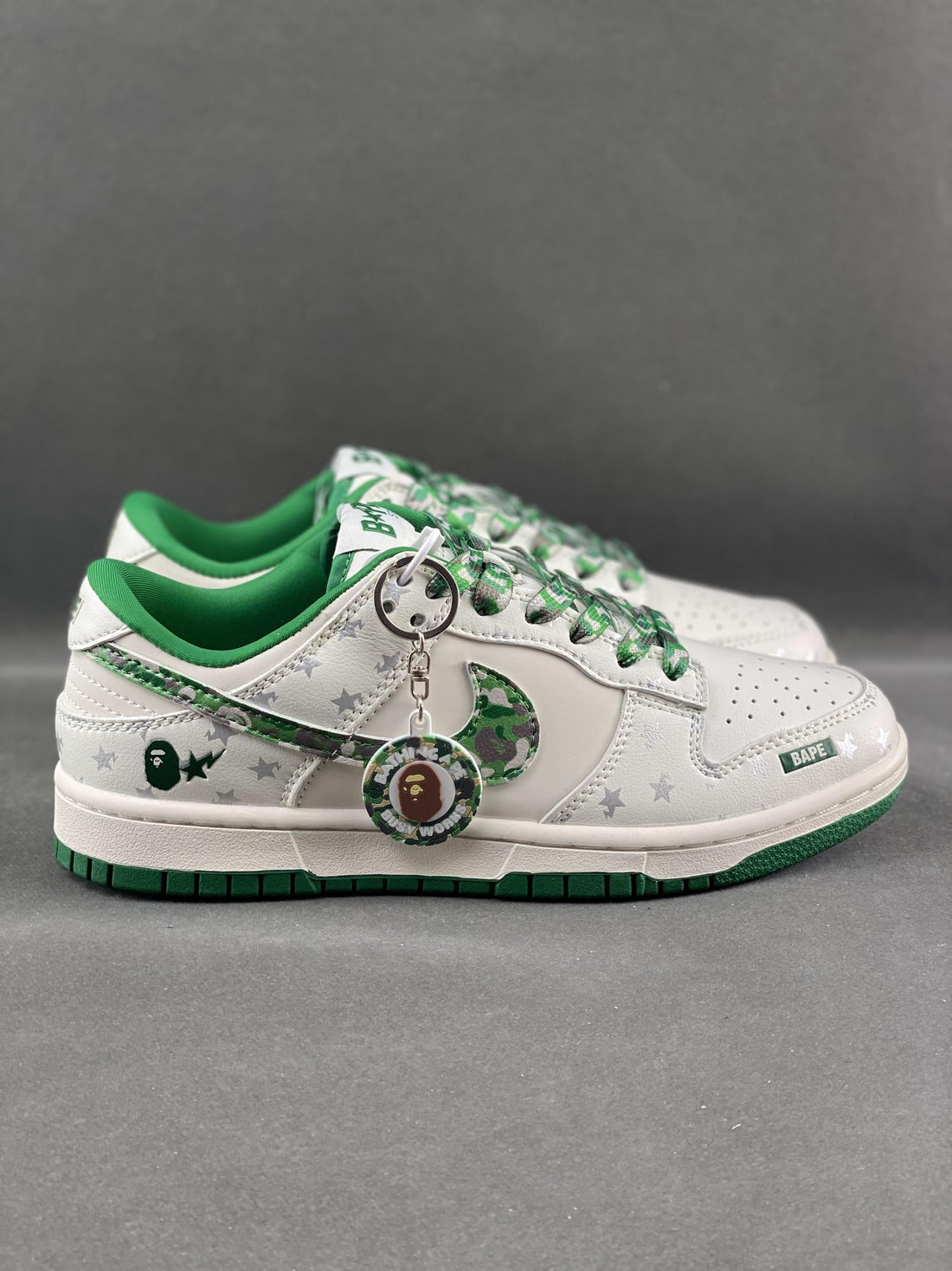 Custom SB Dunk X BAPE DW1098-349