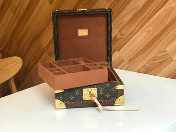 LOV - Makersluxes - 1065