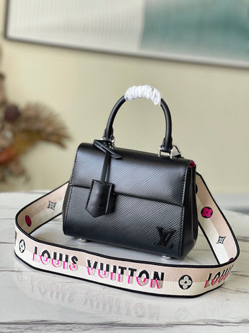 Makersluxe Lu-Vi bags - 5436