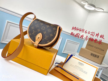 Makersluxes - Latest - 1750