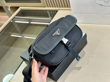 Makersluxe - PDA3 Bags - 014