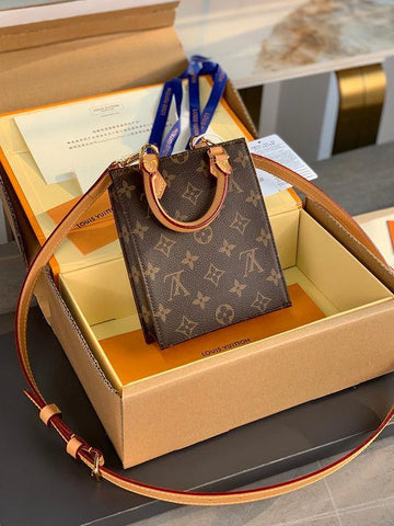 BFWD - LOV Bags - 1657