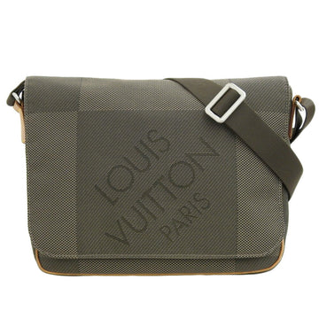 Louis Vuitton Messenger  Canvas Shoulder Bag ()