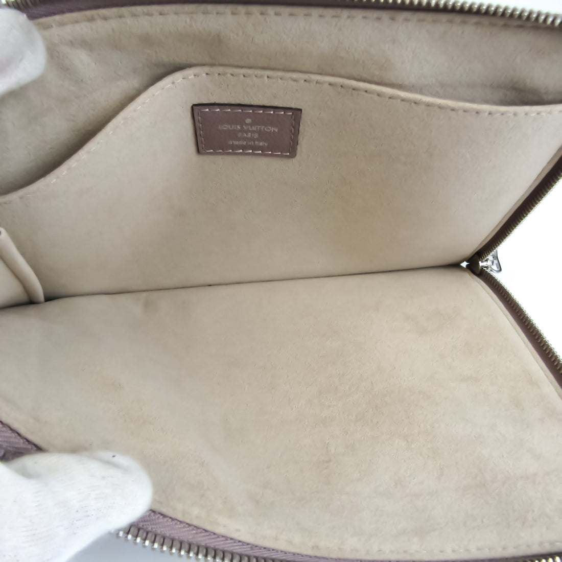 Louis Vuitton Pochette Jour Leather Clutch Bag ()