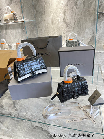 Makersluxe - BGA2 Bags - 087