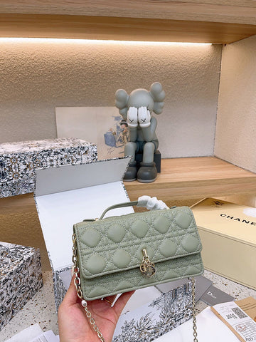 Makersluxe - DOR2 Bags - 134