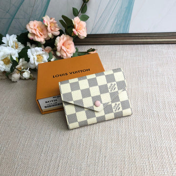 Makersluxe - LOV Wallets - 610