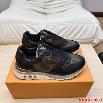 MLB - LOV Run Away Sneakers - 022