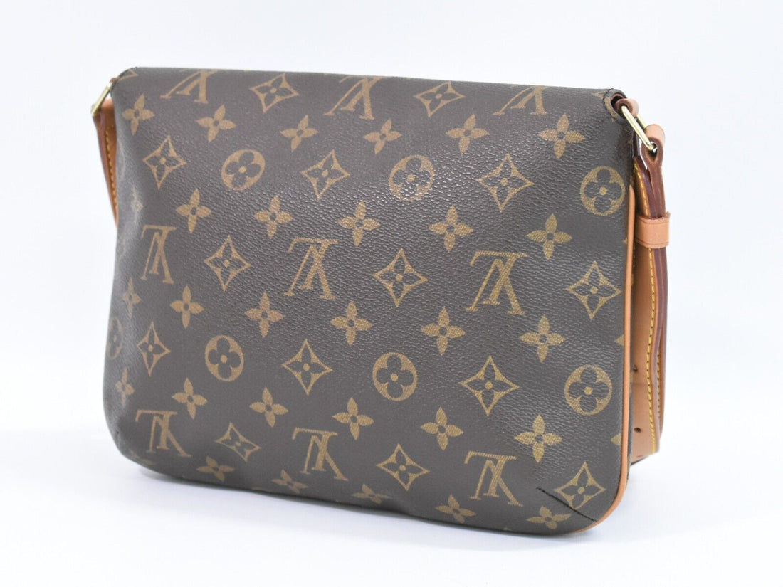 Louis Vuitton  Canvas Shoulder Bag ()