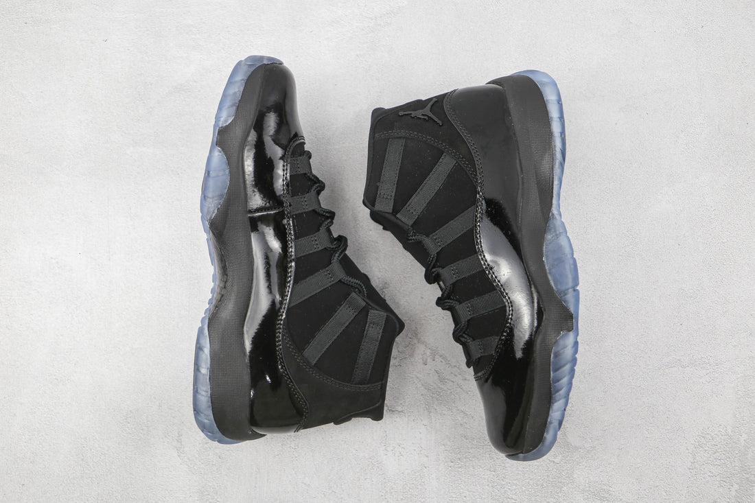 Custom Air Jordan 11 Cap and Gown AJ11