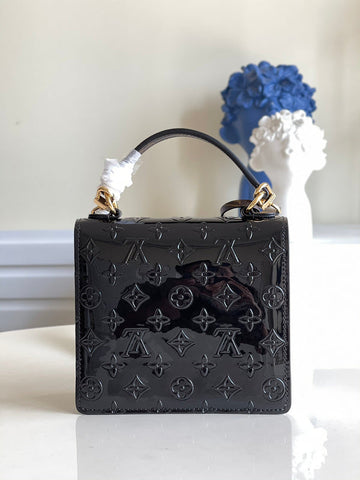 LOV - Makersluxes - 2226