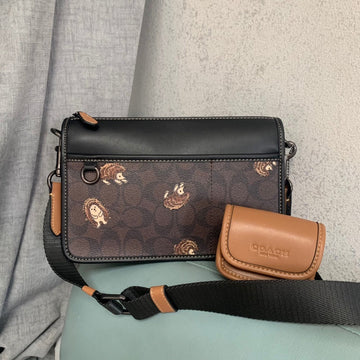 Makersluxe CAH Bags - 461