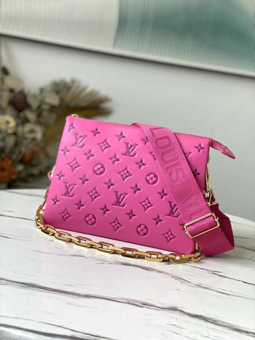 LV Nicolas Ghesquière Coussin Vuittamins M58626