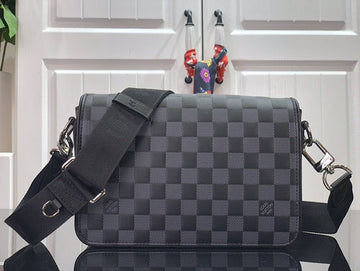 Makersluxe Lu-Vi bags - 2560