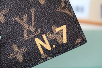 Makersluxe - LOV Card Case - 152
