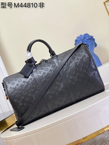 LOV - Makersluxes - 2222