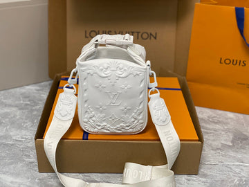 makersluxe - LOV Bags - 1090