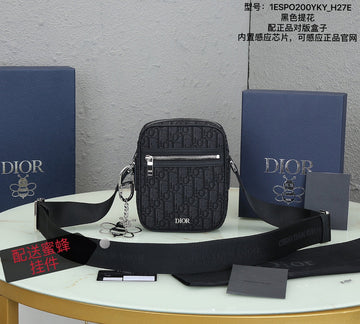 Makersluxe - DOR Women Bags - 677