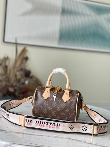 Makersluxe Lu-Vi bags - 4878