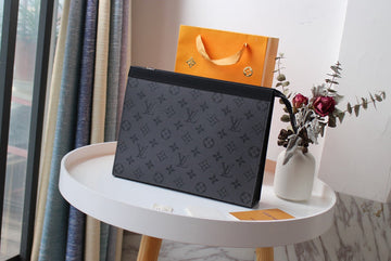 LOV - Makersluxes - 2570