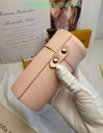 Makersluxe LOV Wallet - 688