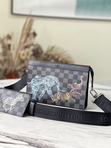 Makersluxe Lu-Vi bags - 5345