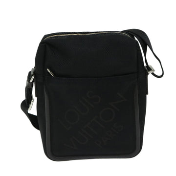 Louis Vuitton Geant  Canvas Shoulder Bag ()