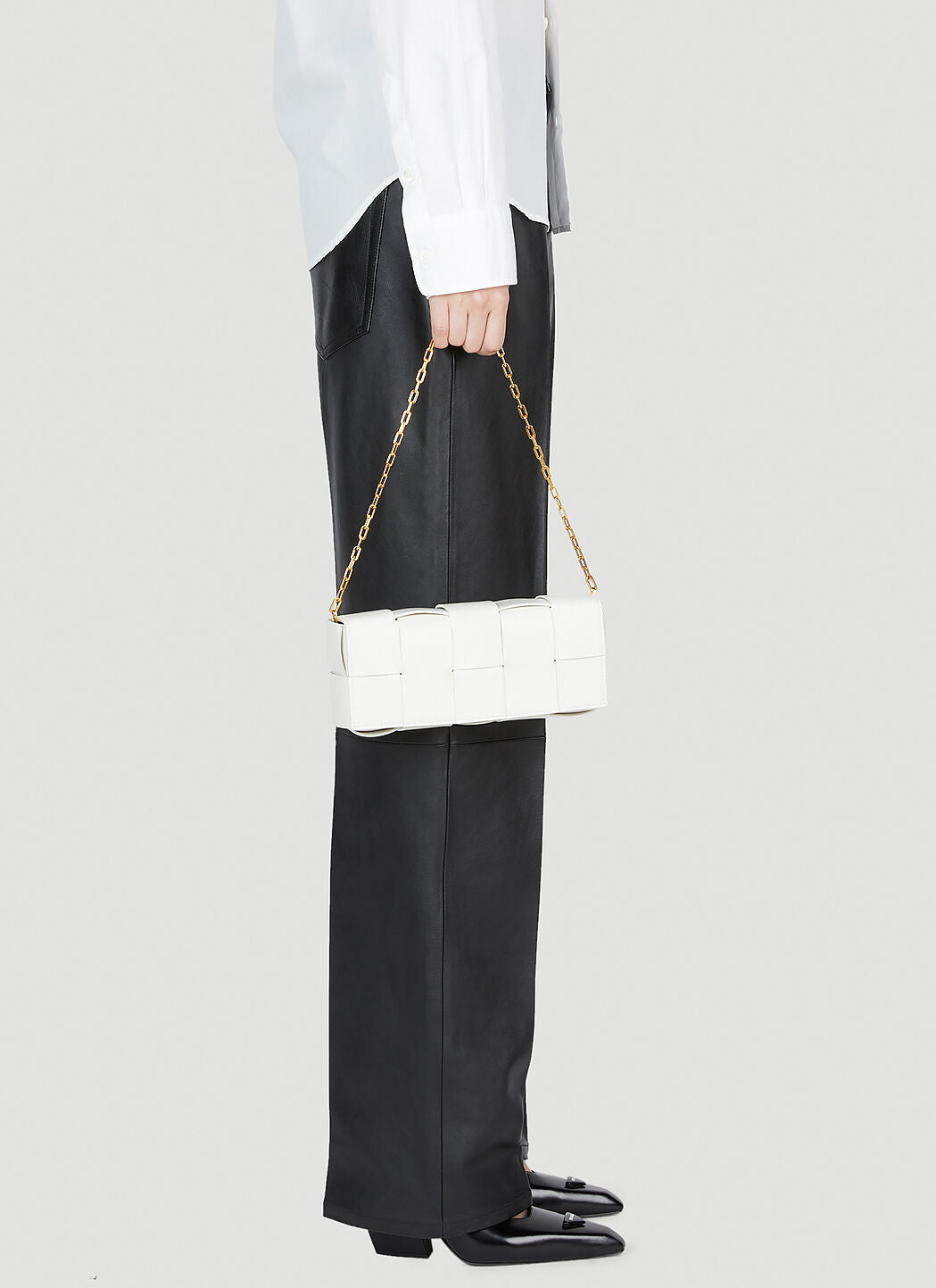Bottega Veneta Women Baguette Pochette Shoulder Bag