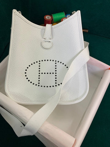 Makersluxe - HMS Bags - 1920