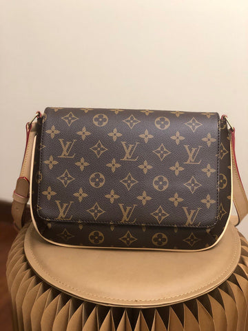 LOV - Makersluxes - 2330