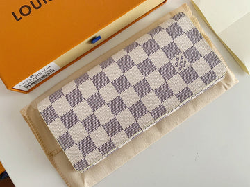 Makersluxe - LOV Wallets - 841