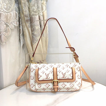 Makersluxe - GUKI Women Bags - 1780