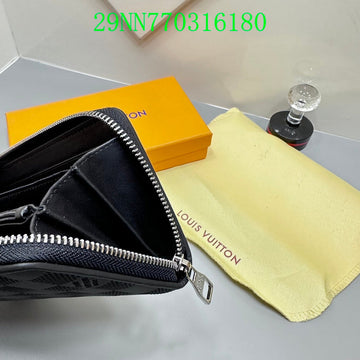 Makersluxe LOV Wallet - 647