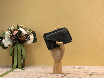 Makersluxe Bags - LOV Bags - 2594