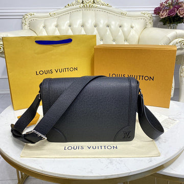 Makersluxe Lu-Vi bags - 2594