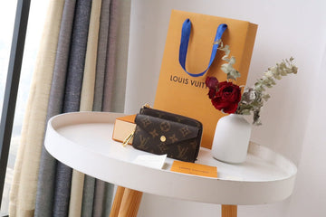 Makersluxe - LOV Wallets - 711