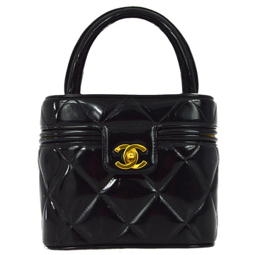 Chanel 1994-1996 Black Patent Leather Heart Mirror Vanity Handbag
