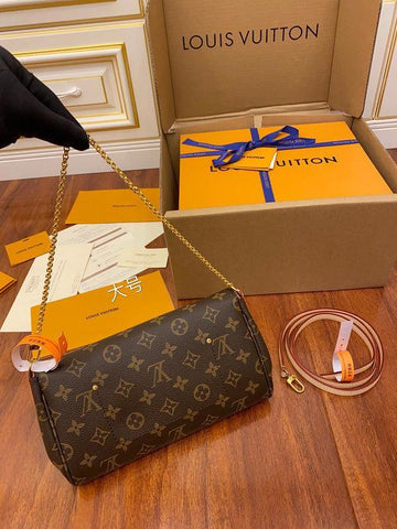 BFWD - LOV Bags - 963