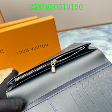 Makersluxe LOV Wallet - 446