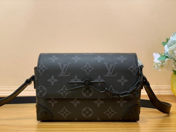 BFWD - LOV Bags - 1852