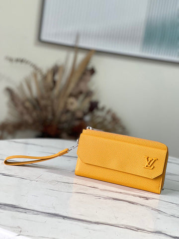 Makersluxe Lu-Vi bags - 4551