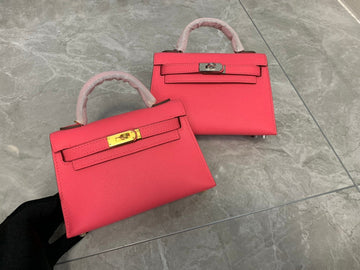 Makersluxe - HMS Bags - 1939