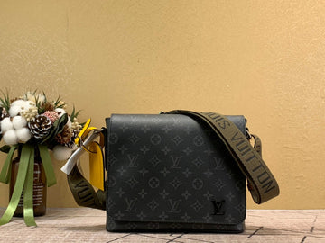 Makersluxe Bags - LOV Bags - 2443
