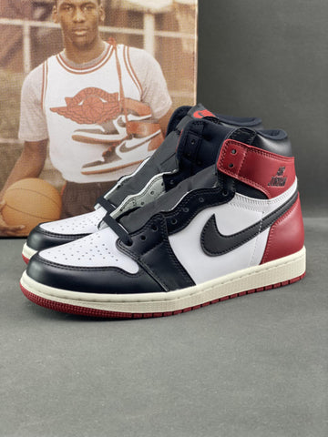 Custom Air Jordan 1 High OG“Black Toe Reimagined”