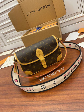 makersluxe - LOV Bags - 1014