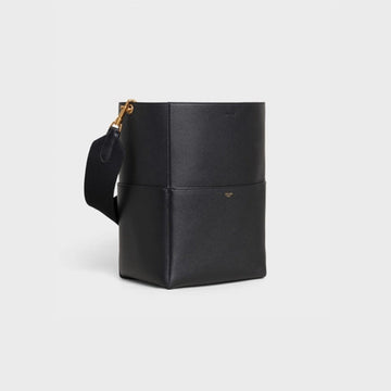 SANGLE BUCKET BAG
