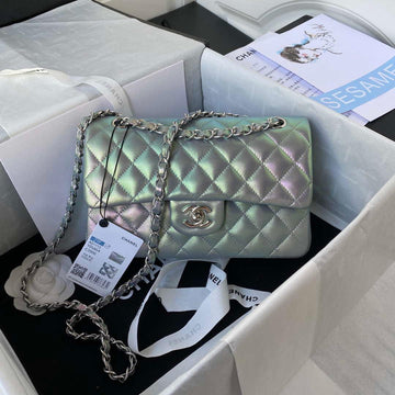 Makersluxe - Classic Flap Handbag Silver Lambskin