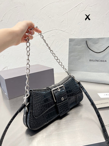 Makersluxe - BGA2 Bags - 034