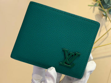 Makersluxe LOV Wallets - 173
